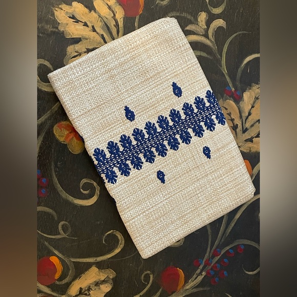 Stella & Dot Boho Clutch - Picture 4 of 4